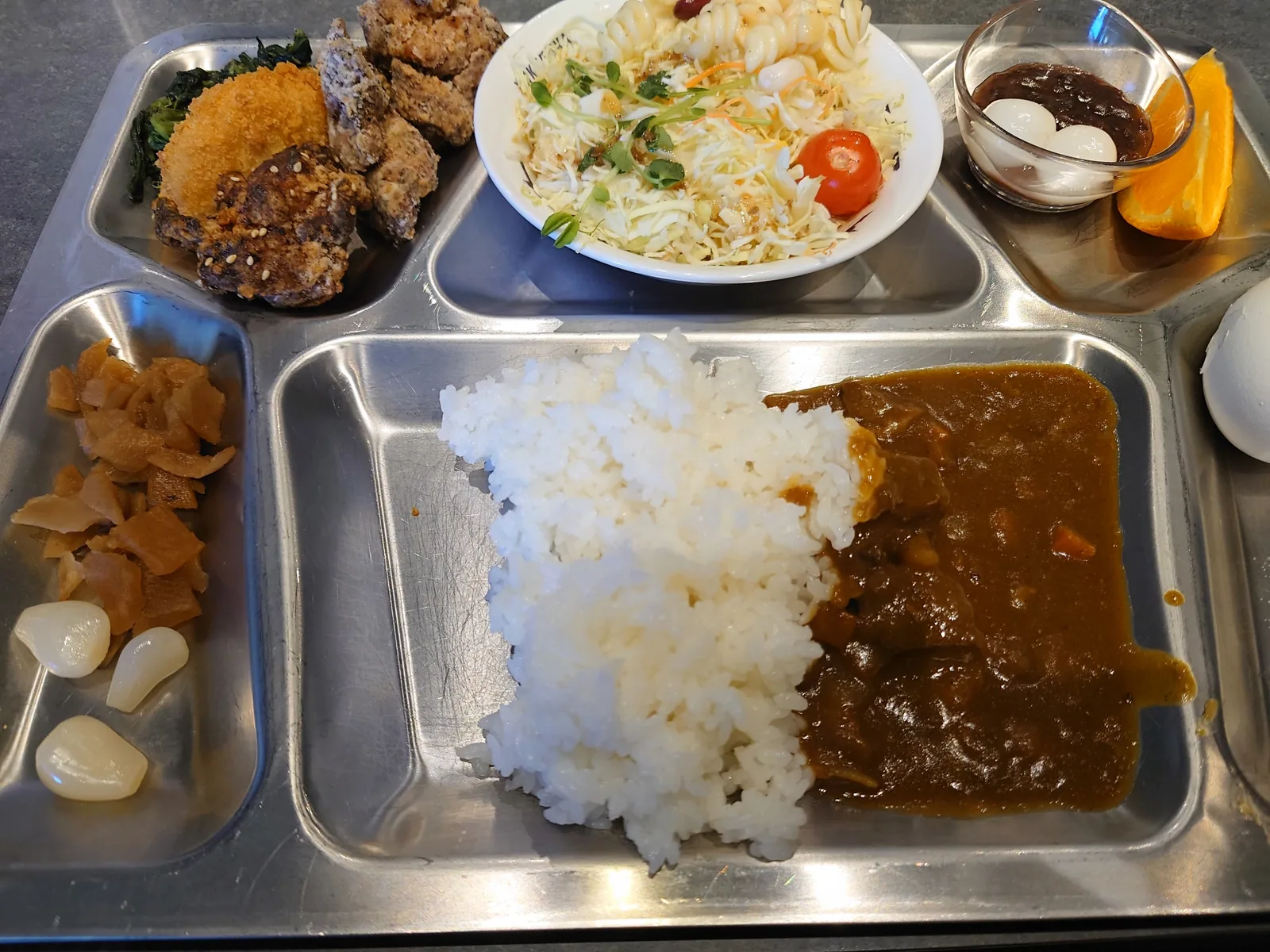 横須賀海軍カレー本舗