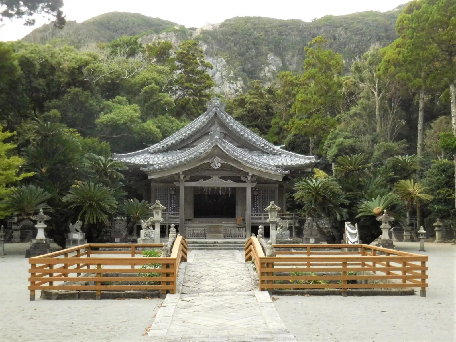 十三社神社