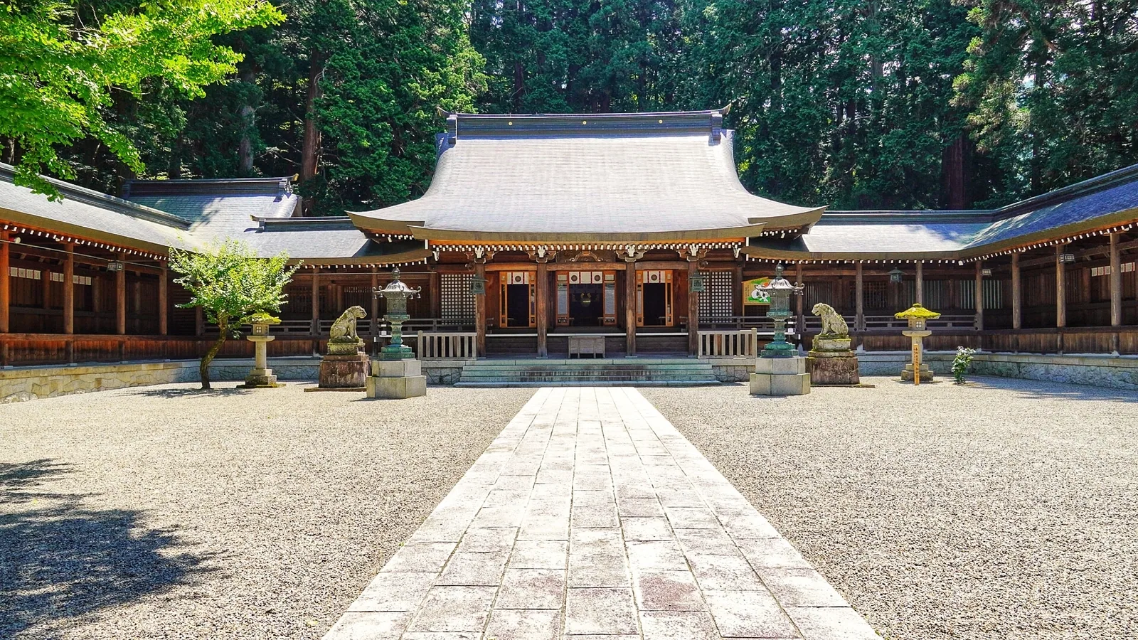 飛騨一宮水無神社