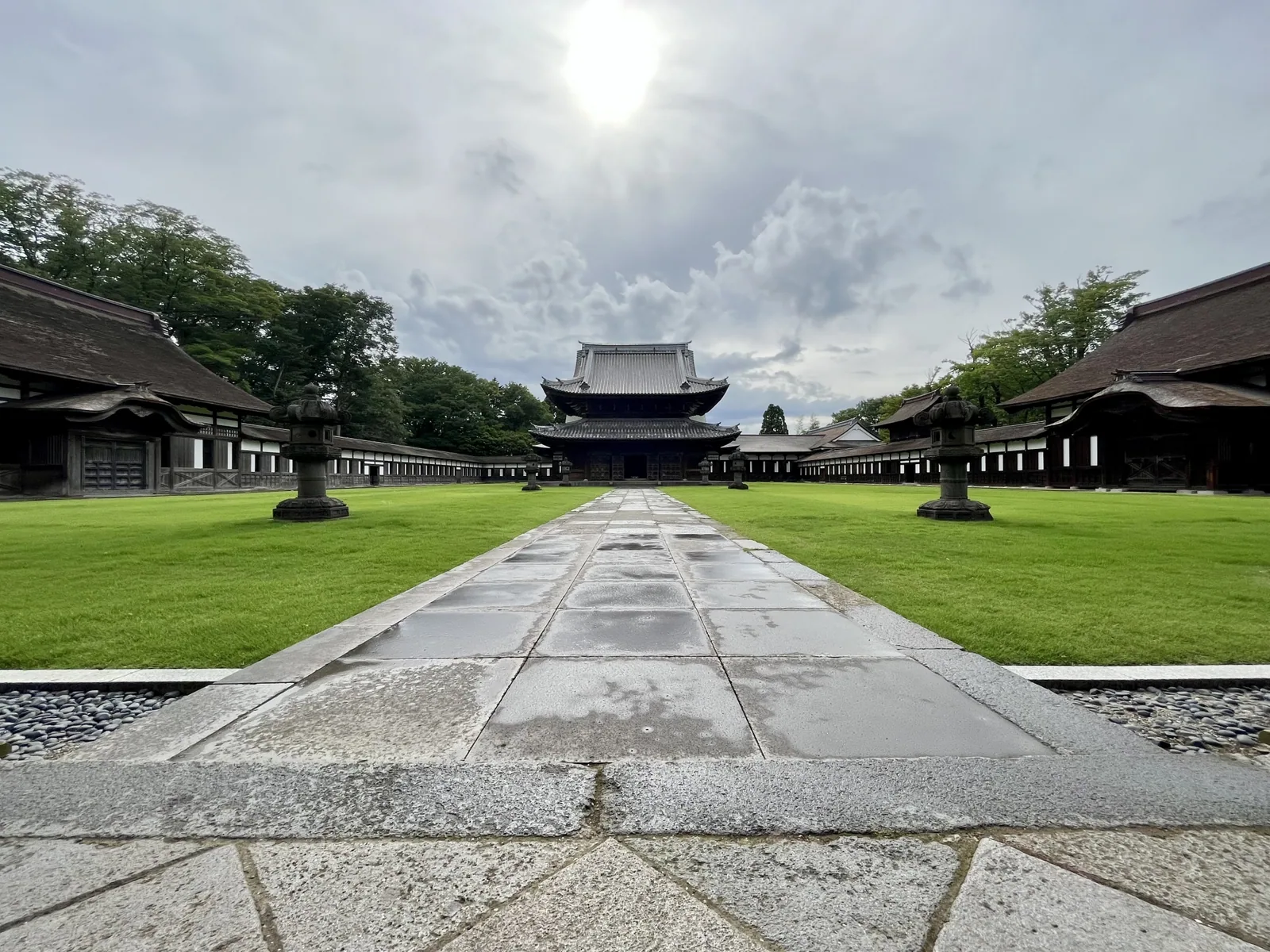 瑞龍寺