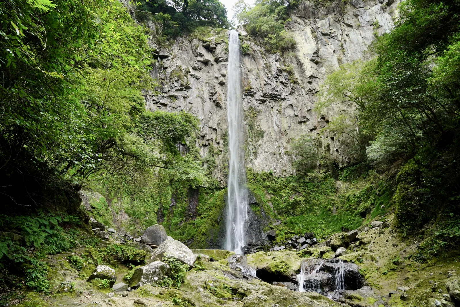 東椎屋の滝