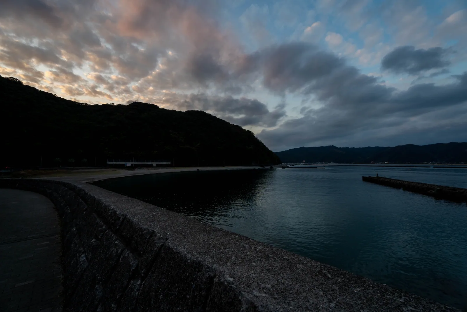 竜の浜（ドラゴンビーチ）