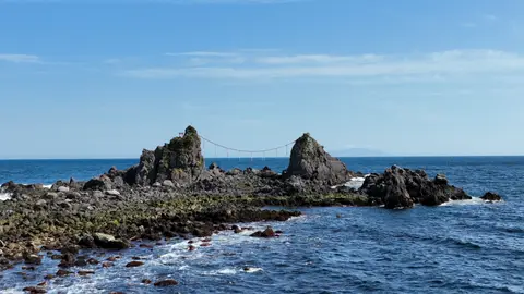 三ツ石海岸