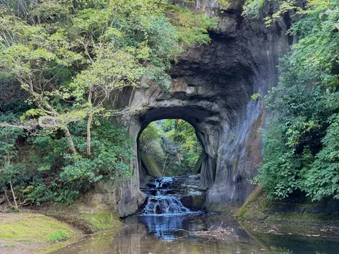 清水渓流広場（濃溝の滝・亀岩の洞窟）