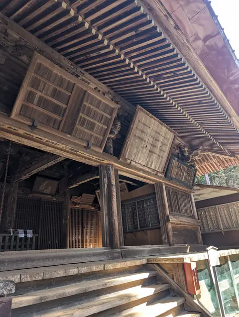 高山不動尊(高貴山常楽院)