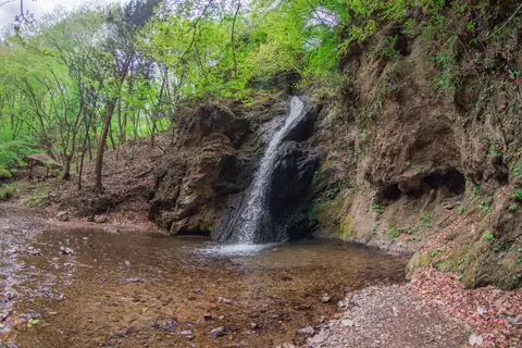 観音山不動の滝