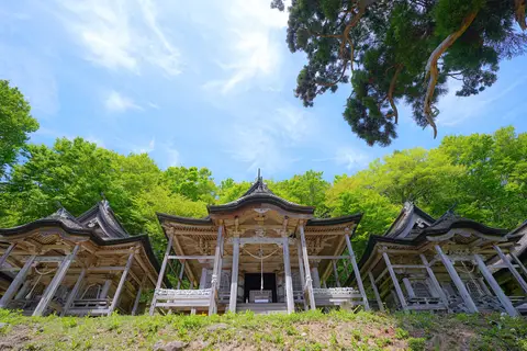 赤神神社五社堂