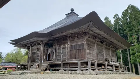 羽黒山正善院黄金堂