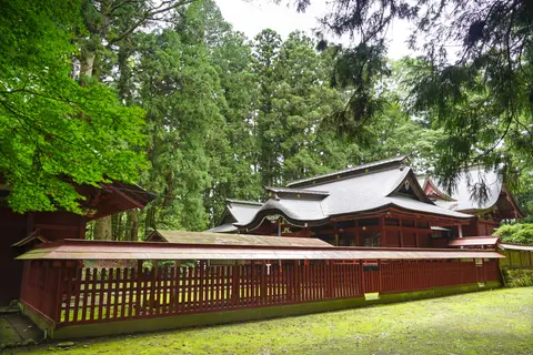 八槻都々古別神社