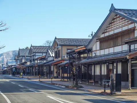 三国街道塩沢宿牧之通り