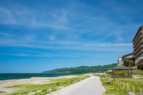 瀬波温泉海水浴場