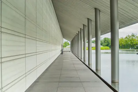 佐川美術館