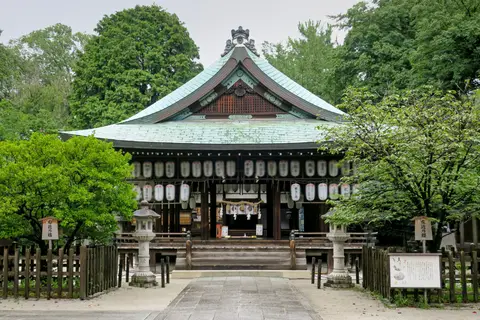 白峯神宮