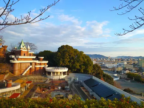 手柄山中央公園