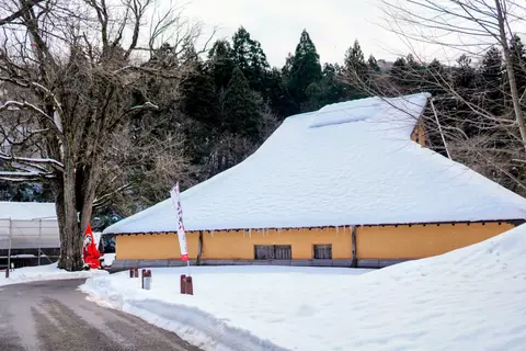 菅谷たたら山内
