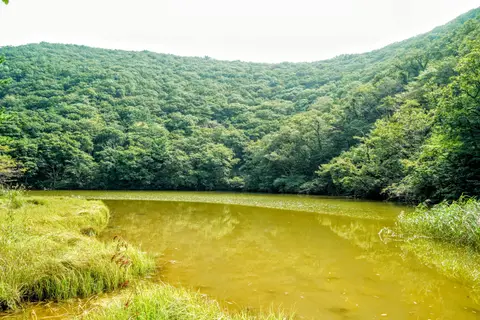 三瓶山室の内池