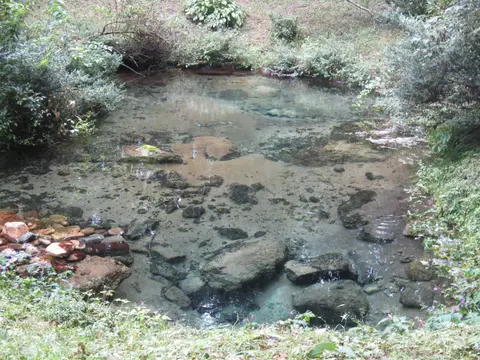 塩釜の冷泉