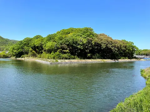 両宮山古墳