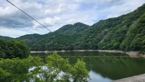 湯原湖