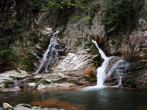 寂地峡