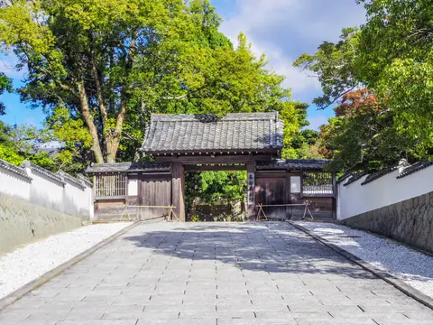 長府毛利邸