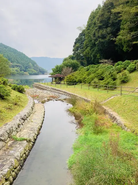 呉ダム渓流公園