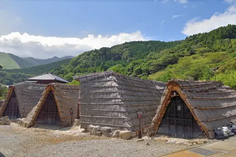 明礬温泉