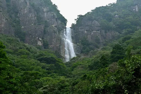 行縢の滝